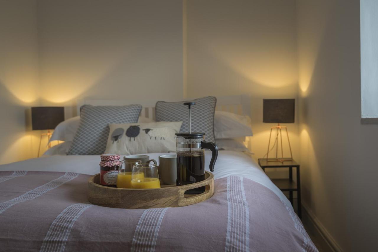 Finest Retreats - Tegannedd - Luxury Grade II Listed Cottage With Hot Tub Ffestiniog 外观 照片