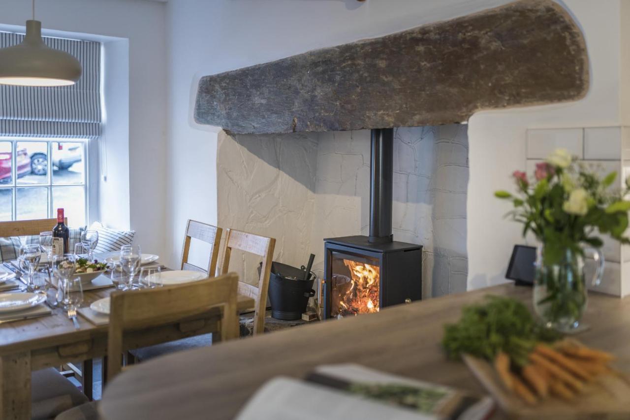 Finest Retreats - Tegannedd - Luxury Grade II Listed Cottage With Hot Tub Ffestiniog 外观 照片